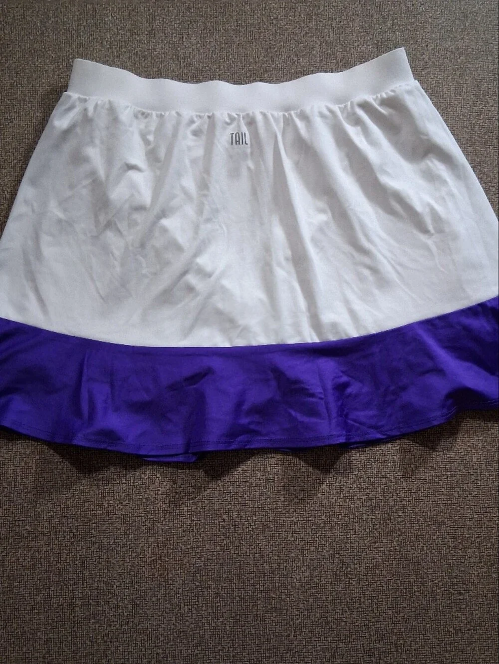 Tail White & Purple Flounce Golf Tennis Skort Skirt Size Medium